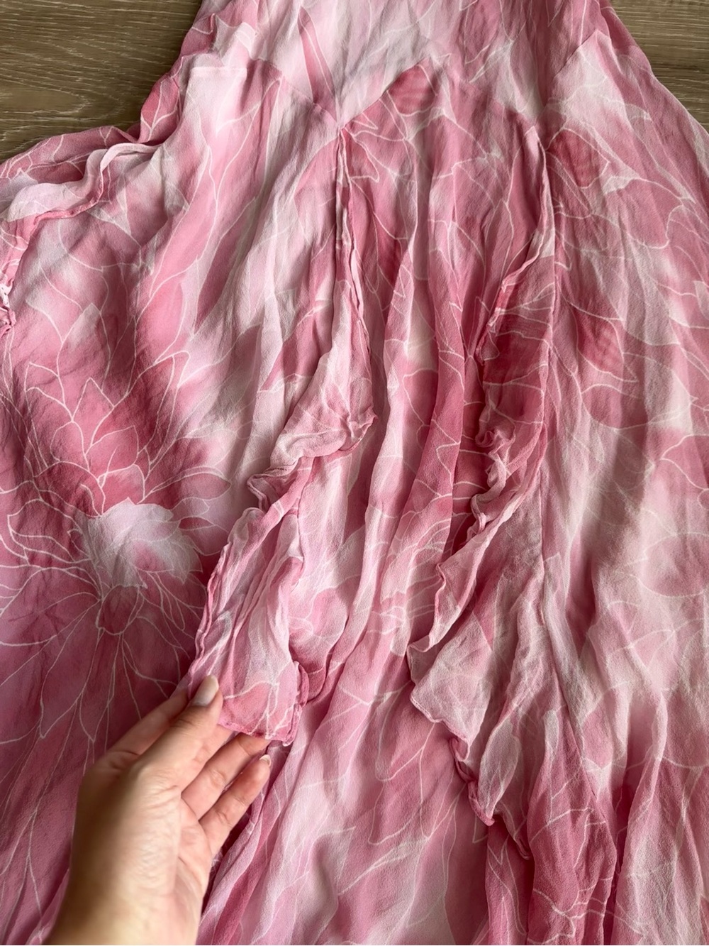 BCBG maxazria silk dress - Picture 2 of 5